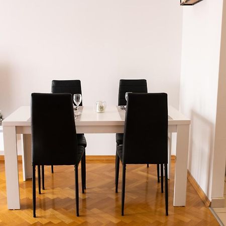 Apartman Martes Apartment Славонски брод Екстериор снимка