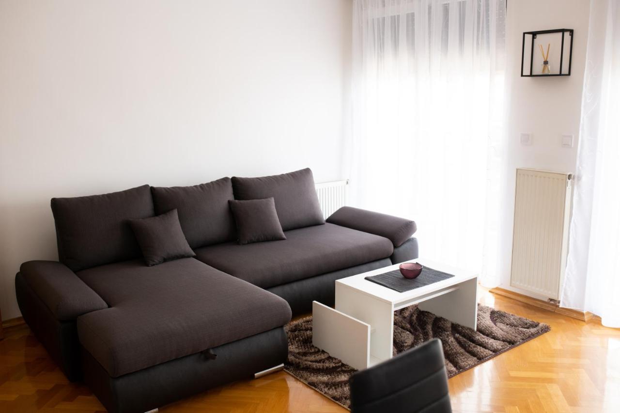 Apartman Martes Apartment Славонски брод Екстериор снимка